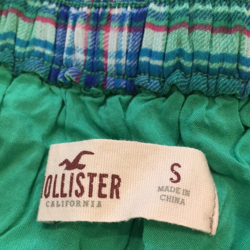 Bundle of two cute Hollister skirts size small - Picture 5 of 13